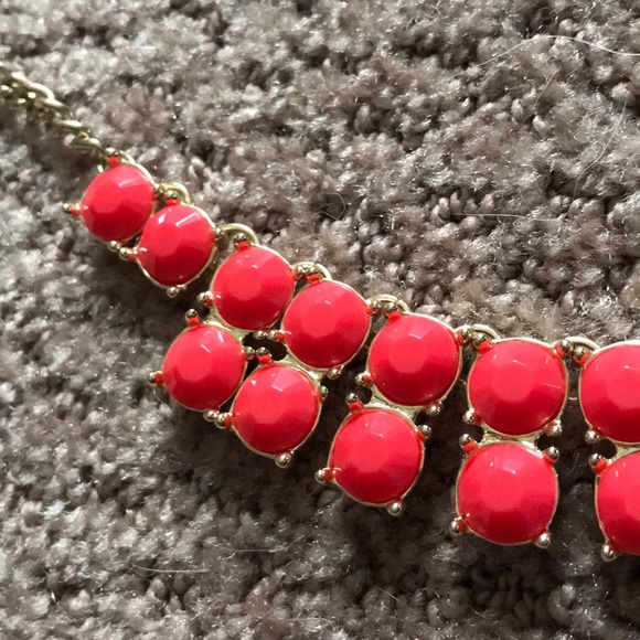 Fashion necklaces sold as a pair - Picture 7 of 8